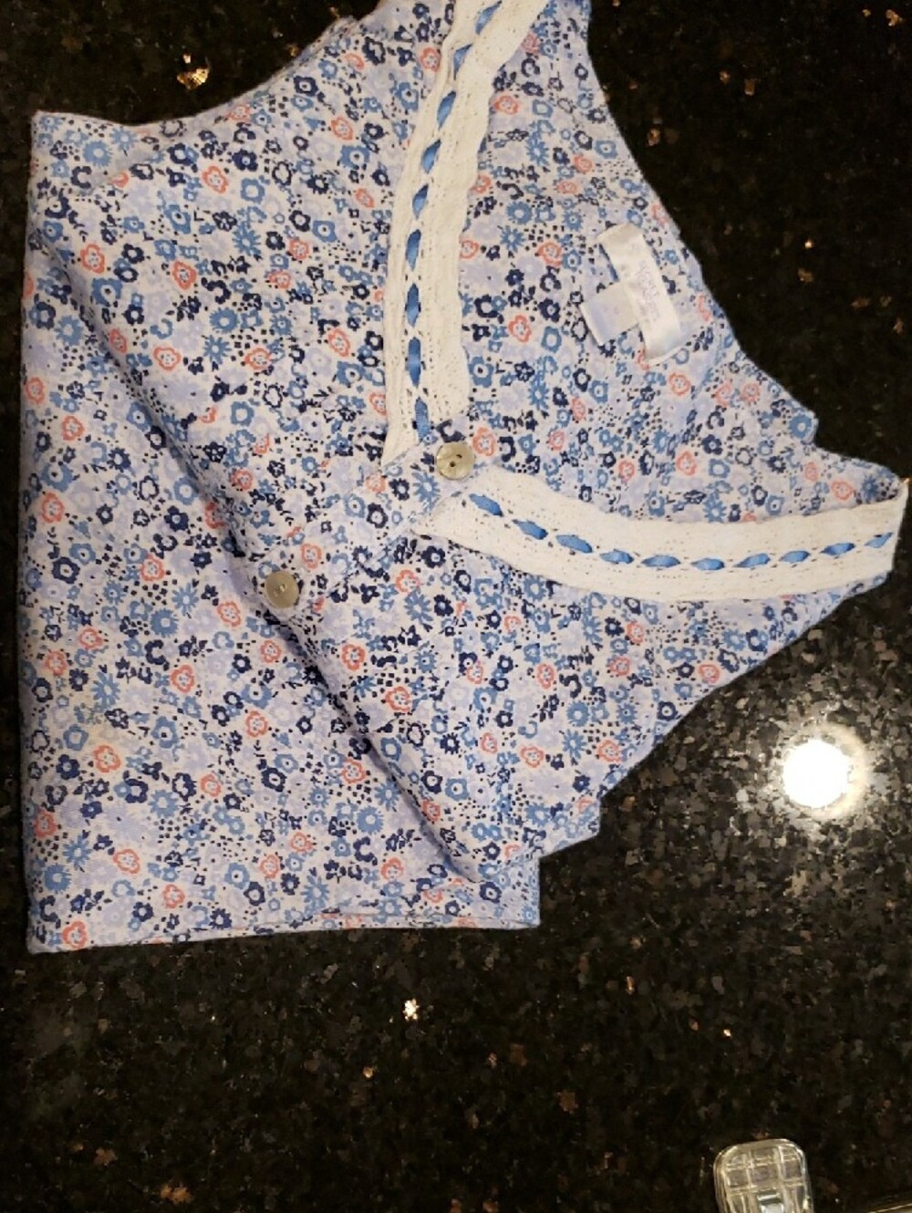 Secret Treasures White Top with Blue and Coral Floral Print - Picture 11 of 11